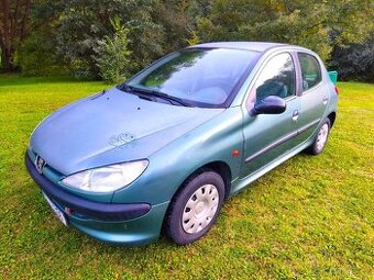 Peugeot 206 1,1 benzin 44.kw