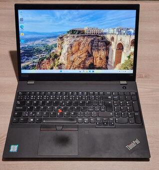 Lenovo Touch, i5-8365u 4/8x 4,10GHz, 16GB DDR4, 512GB SSD