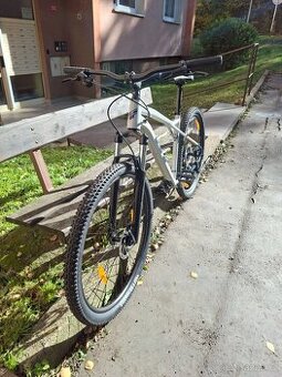 Horské kolo GT Avalanche Velikost L a 29" kola