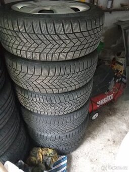 Sada zimních pneu 195/55r15+oč.disky