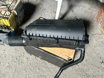 VW Škoda 1.4 TDI - filtrbox, obal filtru 6C0129601J