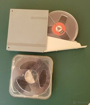 Adaptéř na VBS kazety + Magnetofonové pásky,