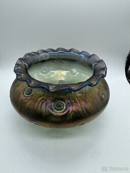 Sběratel nabízí staré secesní vázy