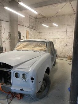 ROLLS- ROYCE SILVER SHADOW 1975