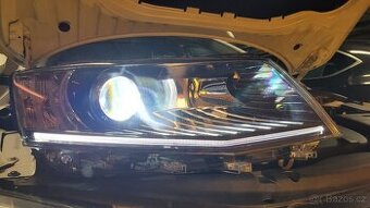 Š. Octavia 3 pravý xenon předface