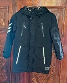 Dětská zimní bunda s bezpečnostními prvky