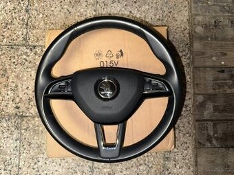 Multifunkční kožený vyhřívaný volant s pádly Škoda