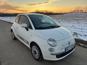 Fiat 500 rok výroby 2009 , 1.4 benzin 74kw najeto 98tis km