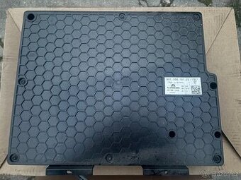 Kompresor předního spoileru 991.358.191.02