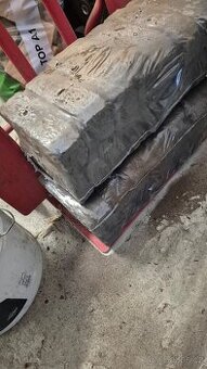 Vyprodej raselinove brikety baleni 10kg baleni paleta 1000kg