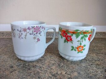 Dva snídaňové hrníčky pro pár,