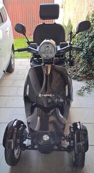 Stabilní elektrický 4kolový vozík pro seniory