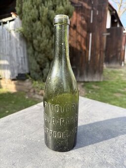 Historická pivní láhev Pivovar Nová Paka