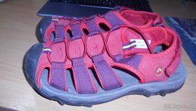 Nové sandále - 1