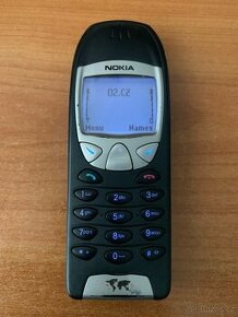 Nokia 6210,modre podsviceni