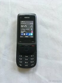 Nokia C2-05 s baterií