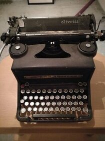 OLIVETTI psací stroj