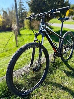 KTM Carbonové horské kolo