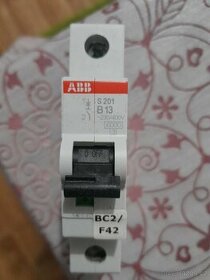 Jistič ABB B13A - 1