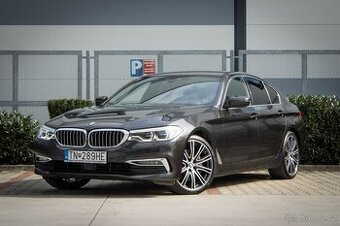 BMW Rad 5 530d xDrive Luxury /AJ NA SPLÁTKY/