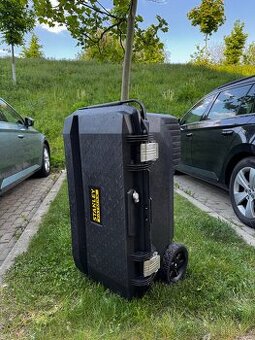 Velkoobjemový pojízdný box, kufr na náradí