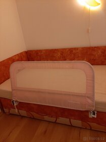 Prodám dětskou zábranu na postel - 1