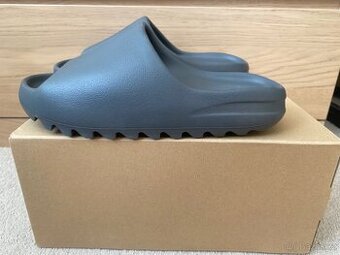 Adidas yeezy slide - 1
