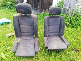 Sedačky sportovní Recaro
