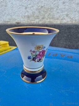 Porcelánová váza Royal Dux Bohemia