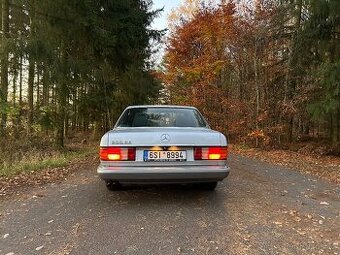Mercedes-Benz 300 SE, servisní knížka