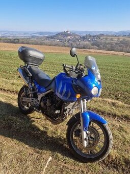 Triumph Tiger 955i, rok 2006