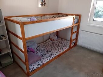 Dětská oboustranná postel Kura z IKEA