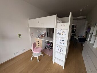 IKEA SMÅSTAD Dětská patrová postel bílá s psacím stolem