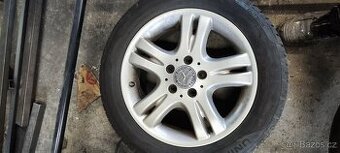 Pneu Mercedes-Benz c200 - 1