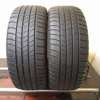 Bridgestone 215/55 R17 94V 3,5-4mm