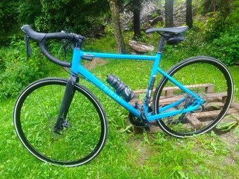 Silniční kolo Triban RC 500