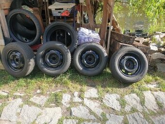 4x108 R15 zimní Barum