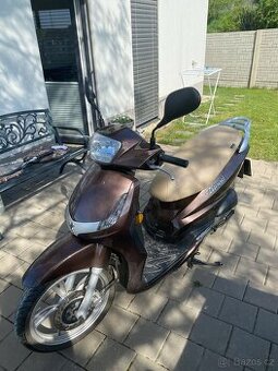 Peugeot Tweet 50