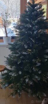 Vánoční stromek umělý 3d 180cm, lehce zasněžený