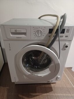 Vestavná pračka Electrolux