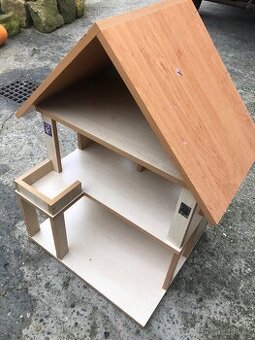 Domeček pro panenky