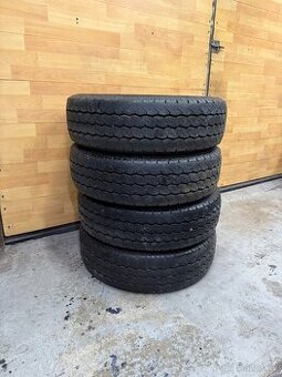 Letní pneu 215/75/16C č.2 - 1