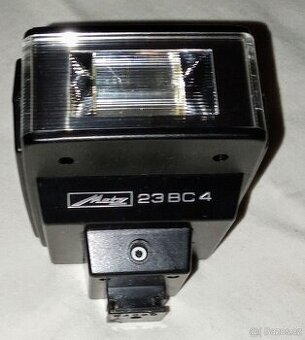 Kvalitní retro Blesk značky Metz 23BC4/Mecablitz