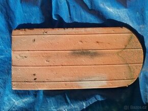Prodám pálenou střešní krytinu,bobrovku PKZ 2