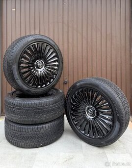 Gls R22 Mercedes 22 Zimní Pirelli 285/45 R22 r.2024 6,8mm - 1