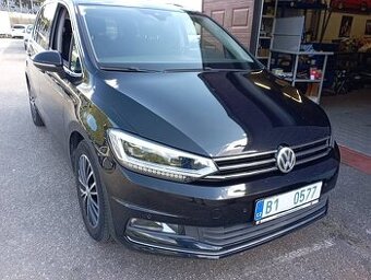 VW TOURAN/2.0 TDI/HIGHLINE/7MÍST/TAŽNÉ