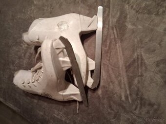 Dámské brusle eu37