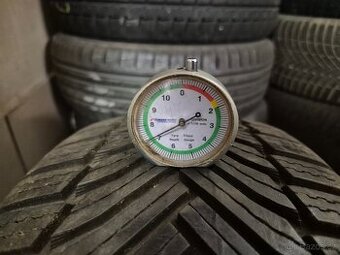 215/55 R16 MICHELIN (6,5mm) č.16119/g - 1