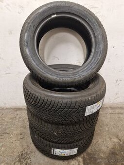 235/55/17 GOODYEAR ULTRAGRIP PERFORMANCE 3