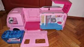 Barbie Rozkládací obytný vůz s Barbii panenkami - 1